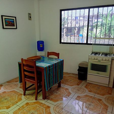 Teresita'S House Suites Con Cocina Privada Puerto Baquerizo Moreno Εξωτερικό φωτογραφία